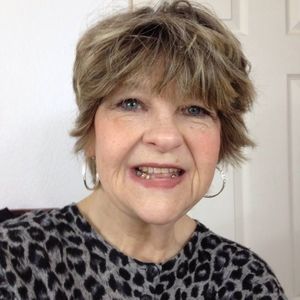 Meet your Posher, Pamela